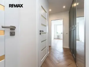 Pronájem bytu 2+kk, Praha - Řepy, Makovského, 45 m2