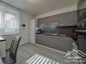 Prodej rodinného domu, Zásmuky, Sladkovského, 186 m2