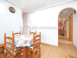 Prodej bytu 4+kk, Torrevieja, Španělsko, 75 m2