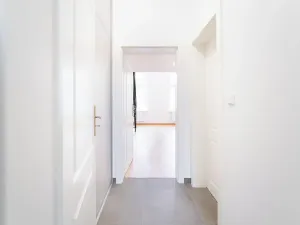 Pronájem bytu 1+1, Praha - Žižkov, Jeronýmova, 36 m2