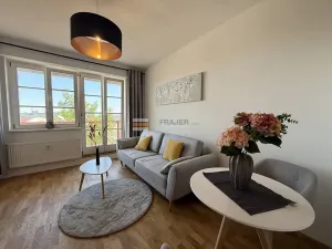 Pronájem bytu 2+kk, Praha - Kyje, Pelušková, 49 m2