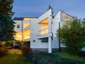 Prodej vily, Křižanov, Benešovo náměstí, 530 m2