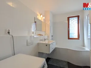 Pronájem bytu 3+kk, Praha - Vysočany, Jana Přibíka, 90 m2