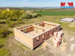 Prodej pozemku pro bydlení, Hrušovany, 831 m2