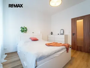 Prodej bytu 2+1, Praha - Karlín, Pernerova, 62 m2