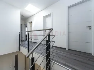 Prodej rodinného domu, Praha - Letňany, Jana Vlčka, 143 m2