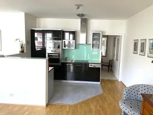 Pronájem bytu 3+kk, Praha - Žižkov, Pod Parukářkou, 75 m2