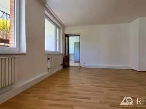 Prodej bytu 2+1, Praha - Dejvice, Krohova, 76 m2