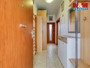 Prodej bytu 1+kk, Černošice, Komenského, 45 m2