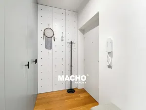 Pronájem bytu 2+kk, Řitka, Za Štěpnicí, 66 m2