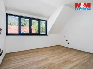 Prodej rodinného domu, Beroun, V Lukách, 144 m2