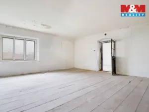 Prodej rodinného domu, Černiv, 320 m2