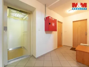 Pronájem bytu 1+kk, Praha - Braník, Na vinohradu, 34 m2