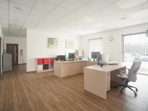 Pronájem kanceláře, Bystřany, Teplická, 420 m2
