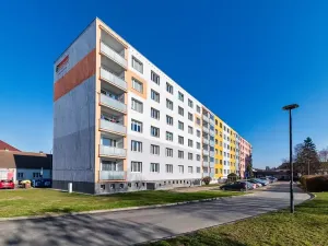 Prodej bytu 2+1, Přeštice, Tř. 1. máje, 52 m2