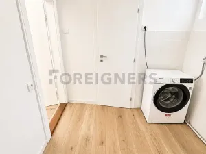 Pronájem bytu 2+kk, Praha - Smíchov, Staropramenná, 40 m2