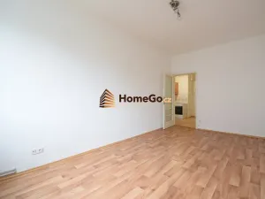 Pronájem bytu 2+1, Praha - Nusle, U gymnázia, 54 m2