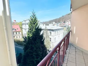 Prodej bytu 4+kk, Karlovy Vary, Zámecký vrch, 177 m2