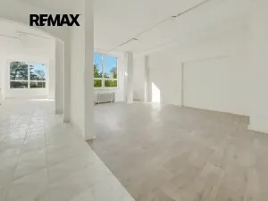 Pronájem obchodního prostoru, Nový Bor, Tř. T. G. Masaryka, 100 m2