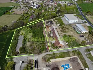 Prodej komerčního pozemku, Holešov, 27330 m2