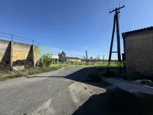 Prodej komerčního pozemku, Holešov, 27330 m2