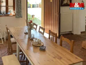 Prodej rodinného domu, Keblice, 290 m2