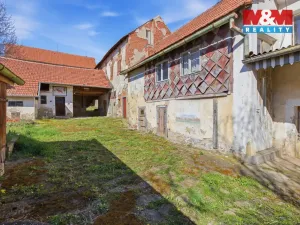 Prodej zemědělské usedlosti, Kněževes, Pražská, 90 m2