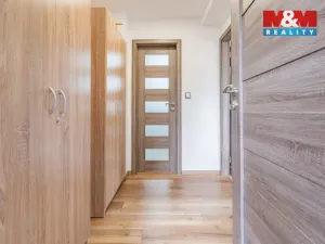 Pronájem atypického bytu, Hoštice, 60 m2