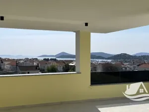 Prodej vily, Tribunj, Chorvatsko, 210 m2