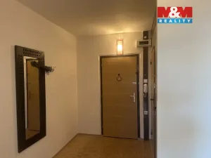 Pronájem bytu 2+kk, Praha - Kobylisy, Chotovická, 43 m2