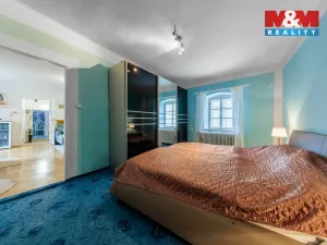 Prodej rodinného domu, Cheb, Kostelní náměstí, 148 m2