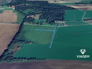 Prodej podílu pole, Lázně Bělohrad, 2380 m2