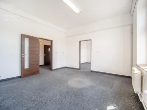 Prodej kanceláře, Mladá Boleslav, Ptácká, 305 m2
