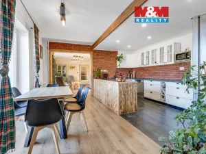 Prodej rodinného domu, Klobuky, Nová, 186 m2