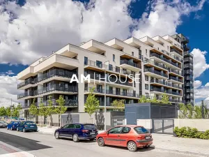 Pronájem bytu 1+kk, Praha - Strašnice, Zvěřinova, 38 m2