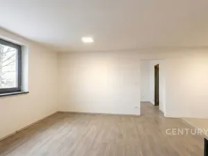 Prodej rodinného domu, Ivaň, 319 m2