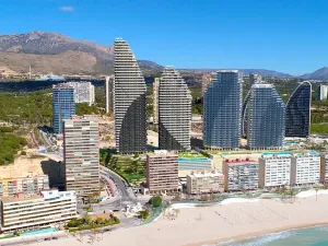 Prodej bytu 4+kk, Alicante, Španělsko, 117 m2