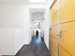 Pronájem rodinného domu, Praha - Jinonice, Laténská, 246 m2