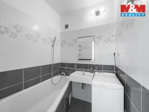 Prodej bytu 2+1, Ústí nad Labem - Krásné Březno, U Pivovarské zahrady, 65 m2