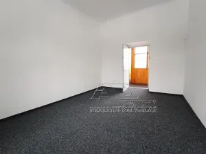Pronájem kanceláře, České Budějovice, Kanovnická, 132 m2