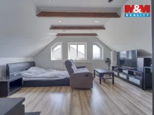 Prodej rodinného domu, Bavoryně, 127 m2
