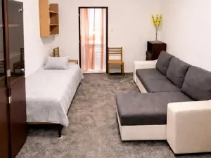 Pronájem bytu 1+1, Praha - Holyně, 40 m2