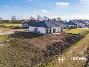 Pronájem rodinného domu, Hnojice, 97 m2