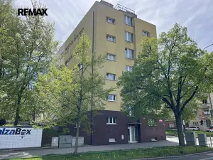 Pronájem bytu 1+kk, Praha - Břevnov, Patočkova, 31 m2