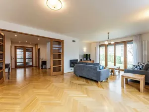 Pronájem rodinného domu, Praha - Nebušice, Požárnická, 350 m2