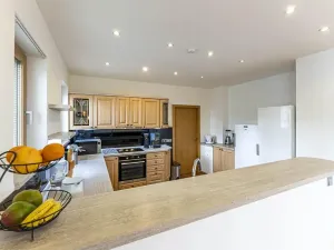 Pronájem rodinného domu, Praha - Nebušice, Požárnická, 350 m2