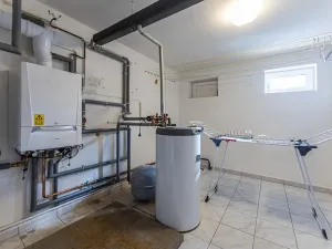 Pronájem rodinného domu, Praha - Nebušice, Požárnická, 350 m2