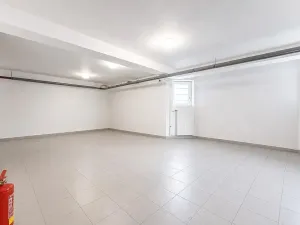 Pronájem rodinného domu, Praha - Nebušice, Požárnická, 350 m2