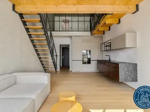 Pronájem bytu 3+kk, Praha, Kolbenova, 85 m2