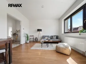Prodej bytu 2+kk, Brno, Podbělová, 43 m2